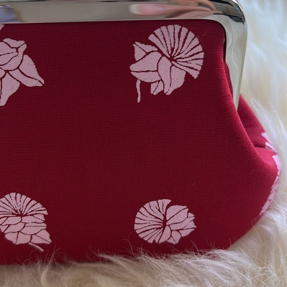 NWT SIG ZANE DESIGNS HAWAII JAPANESE KISS CLASP CLUTCH BAG! SOLD OUT! - Picture 3 of 12
